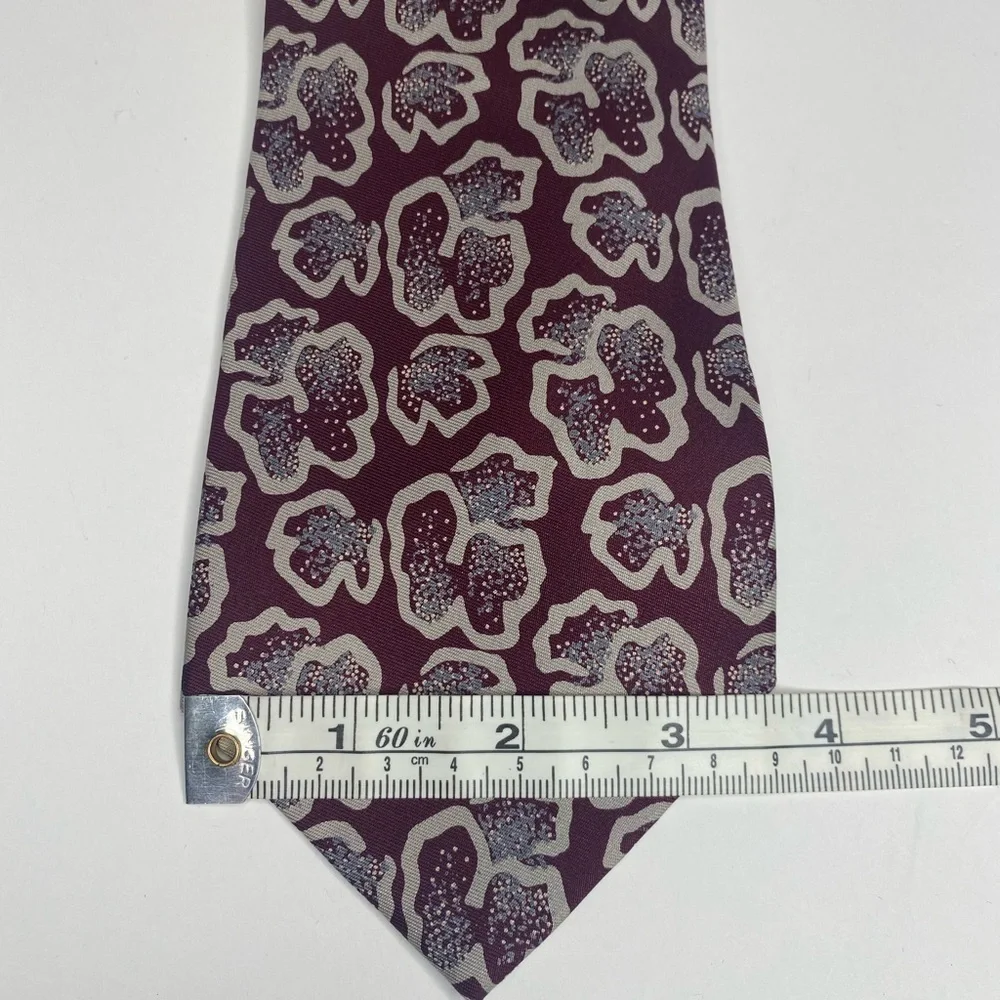 Giorgio Armani Silk Vintage Geometric Shape Neck Tie